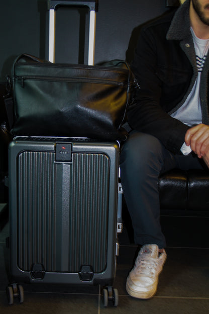 Glider Carry On